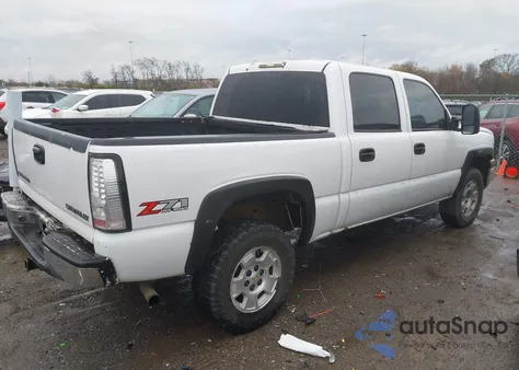 2005 Chevrolet Silverado 1500 Z71 z USA, uszkodzony, nr VIN 2GCEK13T851363069